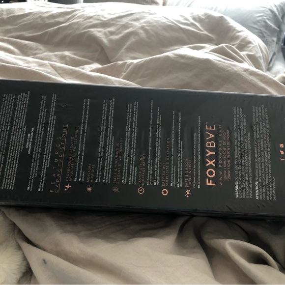 Rose gold blowout dryer brush - Picture 4 of 12